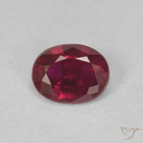 0.41ct Naturale Rosso scuro Rubino, Ovale, VS