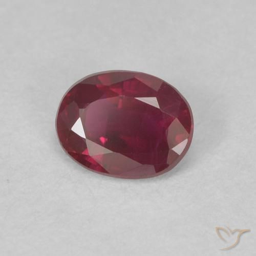 Rubino Rosso scuro naturale da 0.41 ct, Ovale, VS