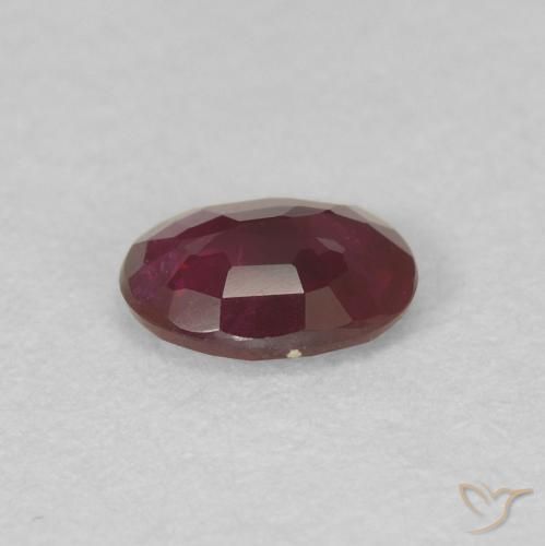 Rubino Rosso scuro naturale da 0.42 ct, Ovale, VS