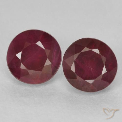 0.74ctw Naturale Rosso scuro Rubino, Rotondo, VS-SI