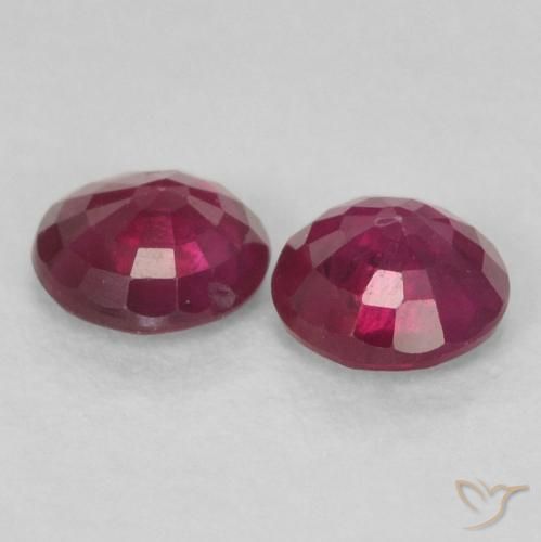 Gemme di Rubino Rosso scuro naturale da 0.50 ct, Rotondo, SI