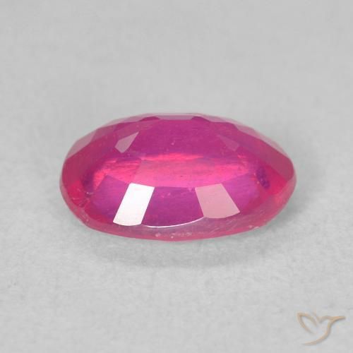 Rubino Medium Dark-Pink naturale da 1.61 ct, Ovale, VS