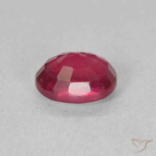 Rubino Rosa rossastro intenso naturale da 1.53 ct, Ovale, VS