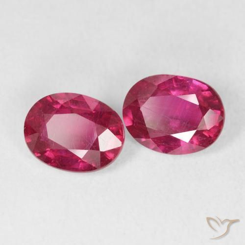 Gemme di Rubino Rosso chiaro naturale da 3.09 ct, Ovale, VS
