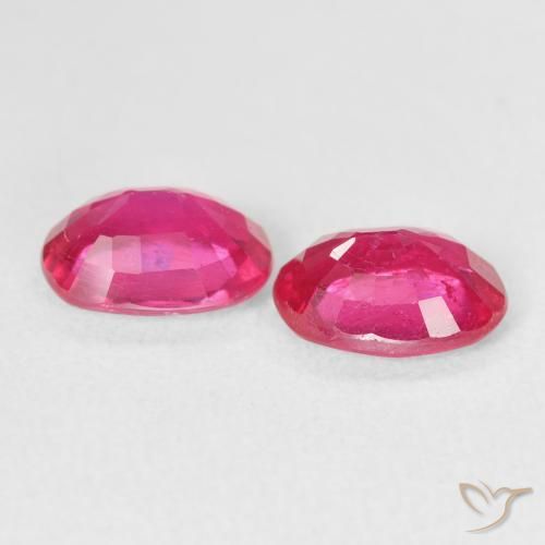 Gemme di Rubino Medium Dark-Pink naturale da 3.10 ct, Ovale, VS