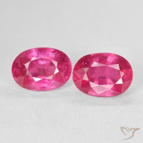 2.91ctw Naturale Magenta intenso Rubino, Ovale, VS