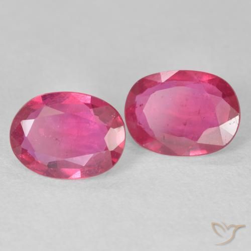 Gemme di Rubino Rosso medio naturale da 2.71 ct, Ovale, VS-SI