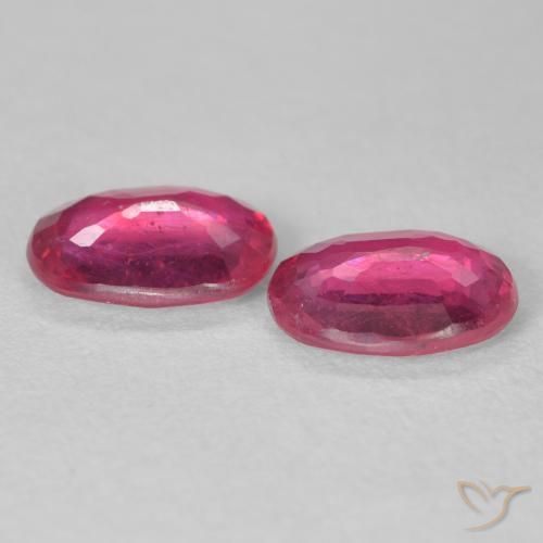 Gemme di Rubino Rosso medio naturale da 2.71 ct, Ovale, VS-SI