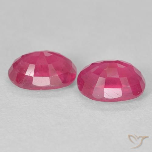 Gemme di Rubino Rosso medio naturale da 3.72 ct, Ovale, VS-SI