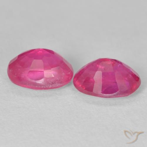 Gemme di Rubino Medium Dark-Pink naturale da 3.70 ct, Ovale, VS-SI
