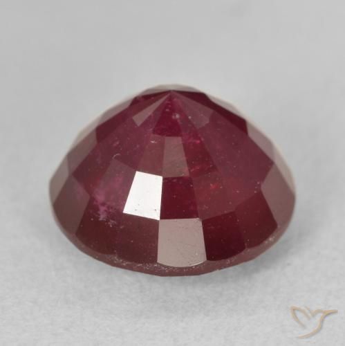 Rubino Rosso scuro naturale da 5.73 ct, Rotondo, VS-SI