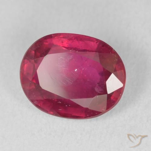 Rubino Rosso tendente al rosa naturale da 3.29 ct, Ovale, VS-SI
