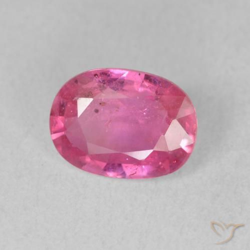 Rubino Medium Dark-Pink naturale da 1.63 ct, Ovale, VS-SI