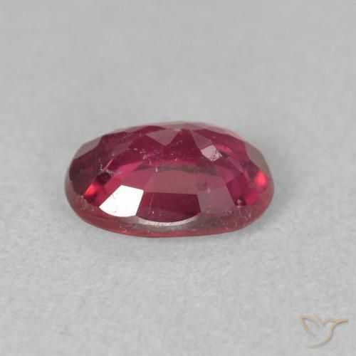 Rubino Rosso tendente al rosa naturale da 1.65 ct, Ovale, VS-SI
