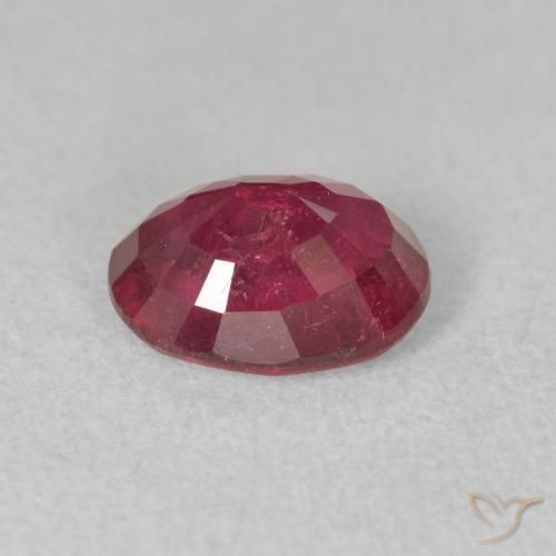 Rubino Rosso scuro naturale da 1.79 ct, Ovale, VS-SI