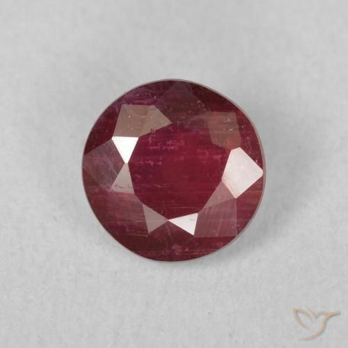 Rubino Rosso scuro naturale da 1.46 ct, Rotondo, VS-SI