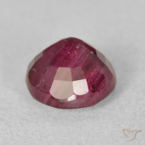 Rubino Rosso scuro naturale da 1.58 ct, Rotondo, VS-SI