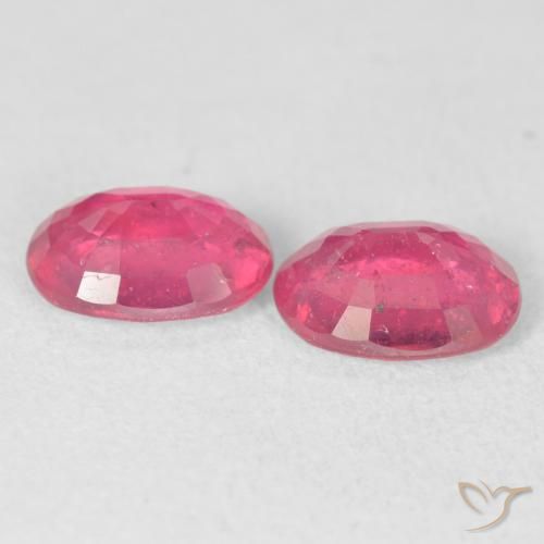 Gemme di Rubino Rosso medio naturale da 3.23 ct, Ovale, VS-SI