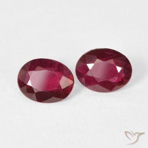 Gemme di Rubino Rosso scuro naturale da 0.59 ct, Ovale, VS