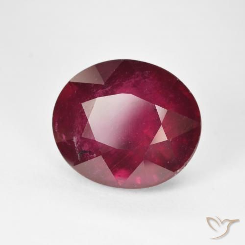 Rubino Vino Rosso Profondo naturale da 15.28 ct, Ovale, VS