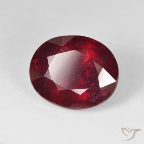 Rubino Sangue rosso naturale da 15.06 ct, Ovale, VS