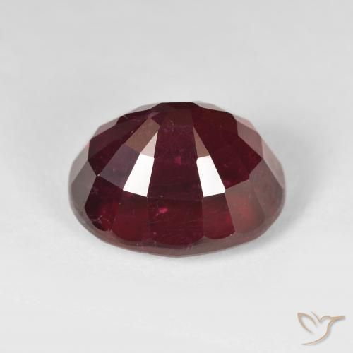 Rubino Sangue rosso naturale da 15.06 ct, Ovale, VS
