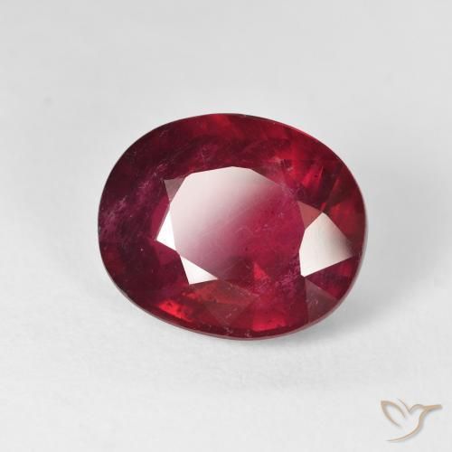 Rubino Rosso brillante naturale da 12.14 ct, Ovale, VS