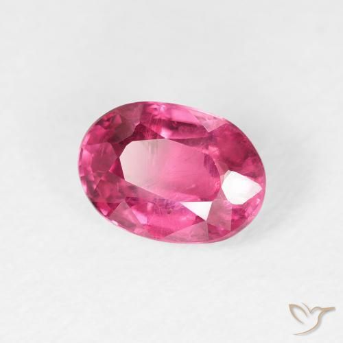 Rubino Magenta intenso naturale da 1.39 ct, Ovale, VS