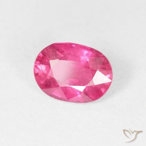 Rubino Magenta intenso naturale da 1.15 ct, Ovale, VS