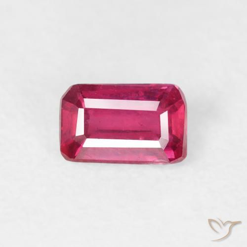 0.74ct Naturale Rosso chiaro Rubino, Taglio smeraldo, VS