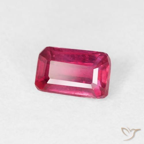 Rubino Rosso chiaro naturale da 0.74 ct, Ottagonale / Taglio smeraldo, VS
