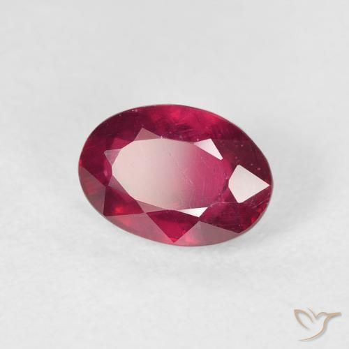 Rubino Rosso scuro naturale da 1.75 ct, Ovale, VS