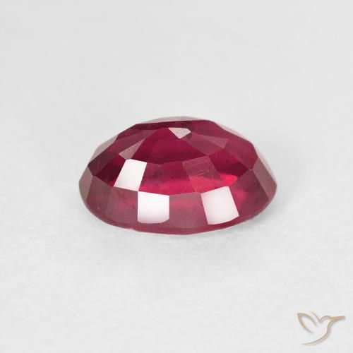 Rubino Rosso scuro naturale da 1.75 ct, Ovale, VS