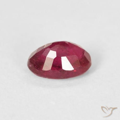 Rubino Rosso medio naturale da 0.84 ct, Ovale, VS-SI