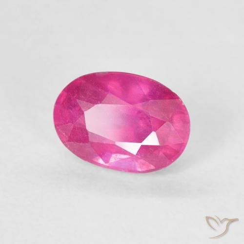 Rubino Magenta intenso naturale da 1.31 ct, Ovale, VS