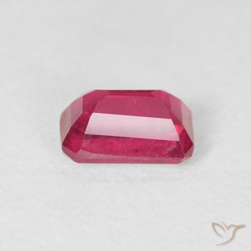 Rubino Rosso medio naturale da 0.83 ct, Ottagonale / Taglio smeraldo, VS