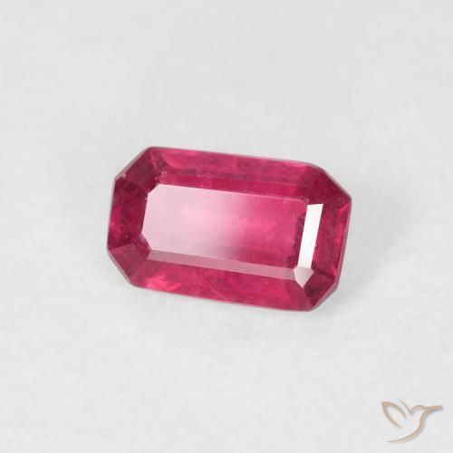 Rubino Rosso medio naturale da 0.61 ct, Ottagonale / Taglio smeraldo, VS