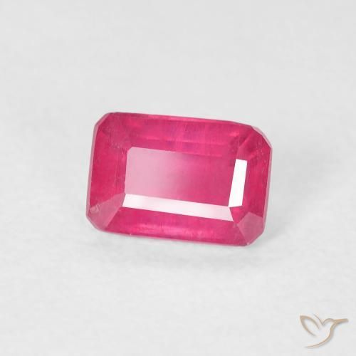 Rubino Rosso medio naturale da 0.90 ct, Ottagonale / Taglio smeraldo, VS