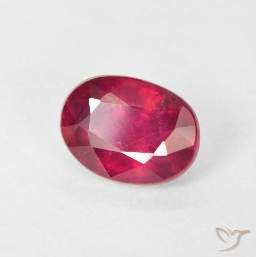 Rubino Cremisi Profondo naturale da 2.17 ct, Ovale, VS
