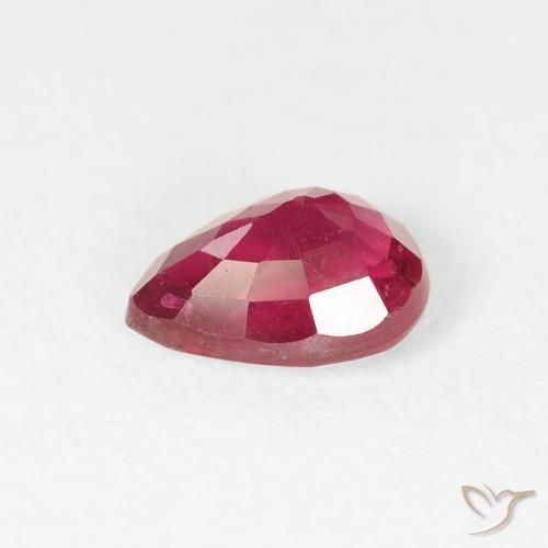 Rubino Rosso medio naturale da 1.02 ct, Forma a pera, VS-SI