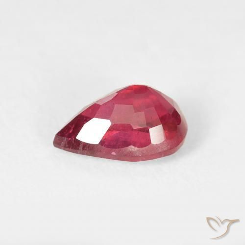 Rubino Cremisi Profondo naturale da 0.94 ct, Forma a pera, VS-SI