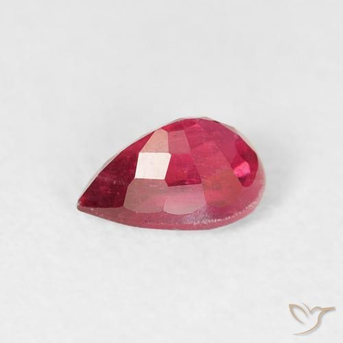Rubino Cremisi Profondo naturale da 0.74 ct, Forma a pera, VS-SI