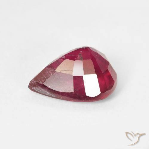 Rubino Rosso tendente al rosa naturale da 2.52 ct, Forma a pera, VS
