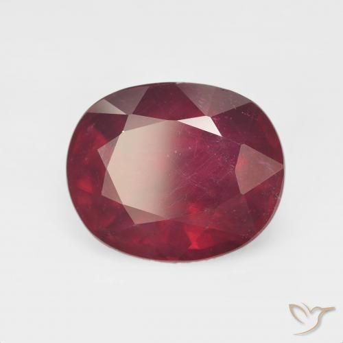 Rubino Rosso scuro naturale da 8.24 ct, Ovale, VS