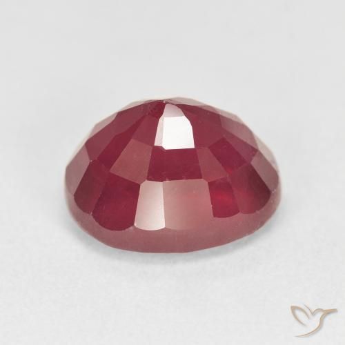 Rubino Rosso scuro naturale da 6.82 ct, Ovale, VS