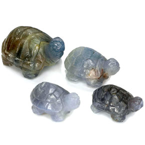 Zaffiro naturale multicolore da  ct, forma fantasia, opaco