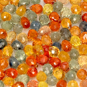 Zaffiro naturale multicolore da  ct, briolette, VVS-VS