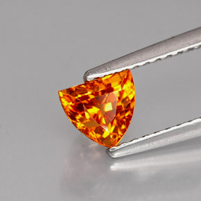 Zaffiro naturale arancione da 0,98 ct, forma fantasia, VS
