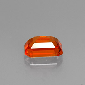 Zaffiro naturale arancione da 0,77 ct, taglio smeraldo, VS