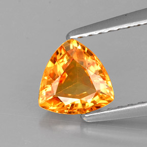 Zaffiro naturale arancione da 0,87 ct, trillion, VVS-VS